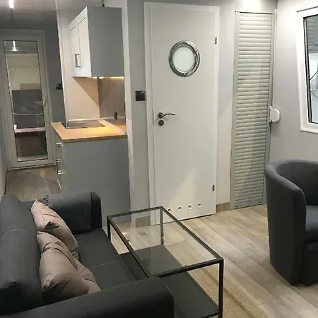 Nyaraló Houseboat Rotan Rieth Komfortowe Domy Na Wodzie Nowe Warpno